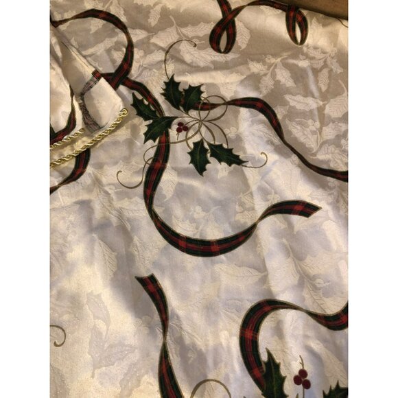 Lenox Christmas Tree Skirt With Holly & Ribbon Design - Picture 2 of 5